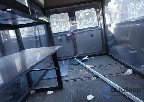 2004 Ford E-250 Recreational из США, поврежденный, VIN 1FDNE24L14HA46365